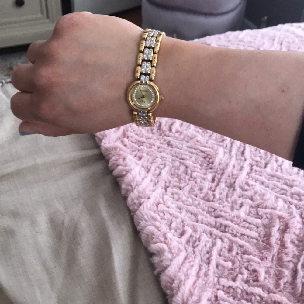 Wittnauer watch gold with stones